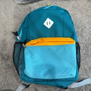 🎒 STEAMEDBUN Kids Backpack – Teal/Blue/Orange – Adjustable Straps + Name Tag